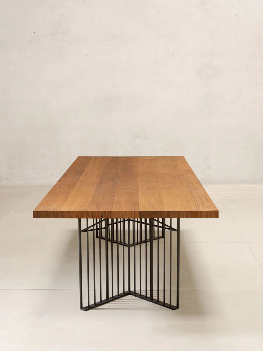 Lunuganga Dining Table, Original - Image 2