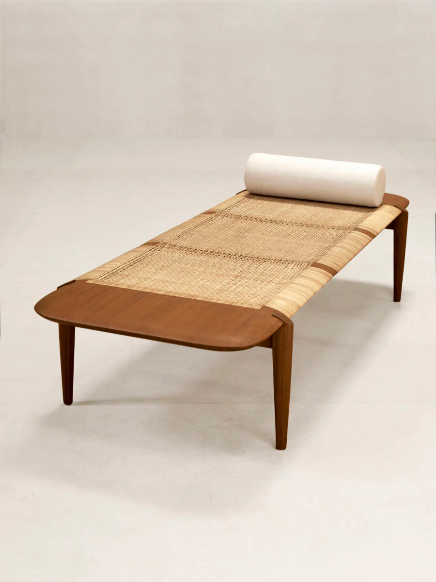 Tangāli Day Bed