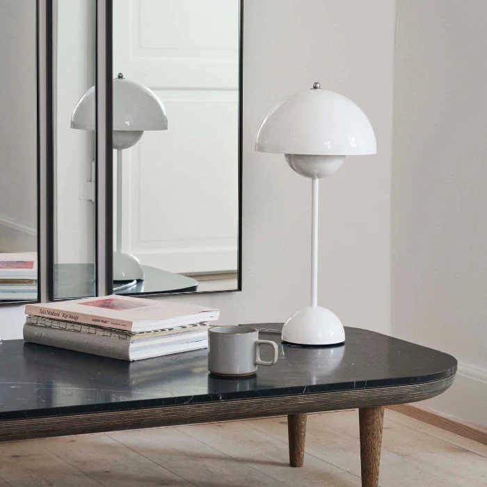 Flowerpot Table Lamp VP3 - Image 3